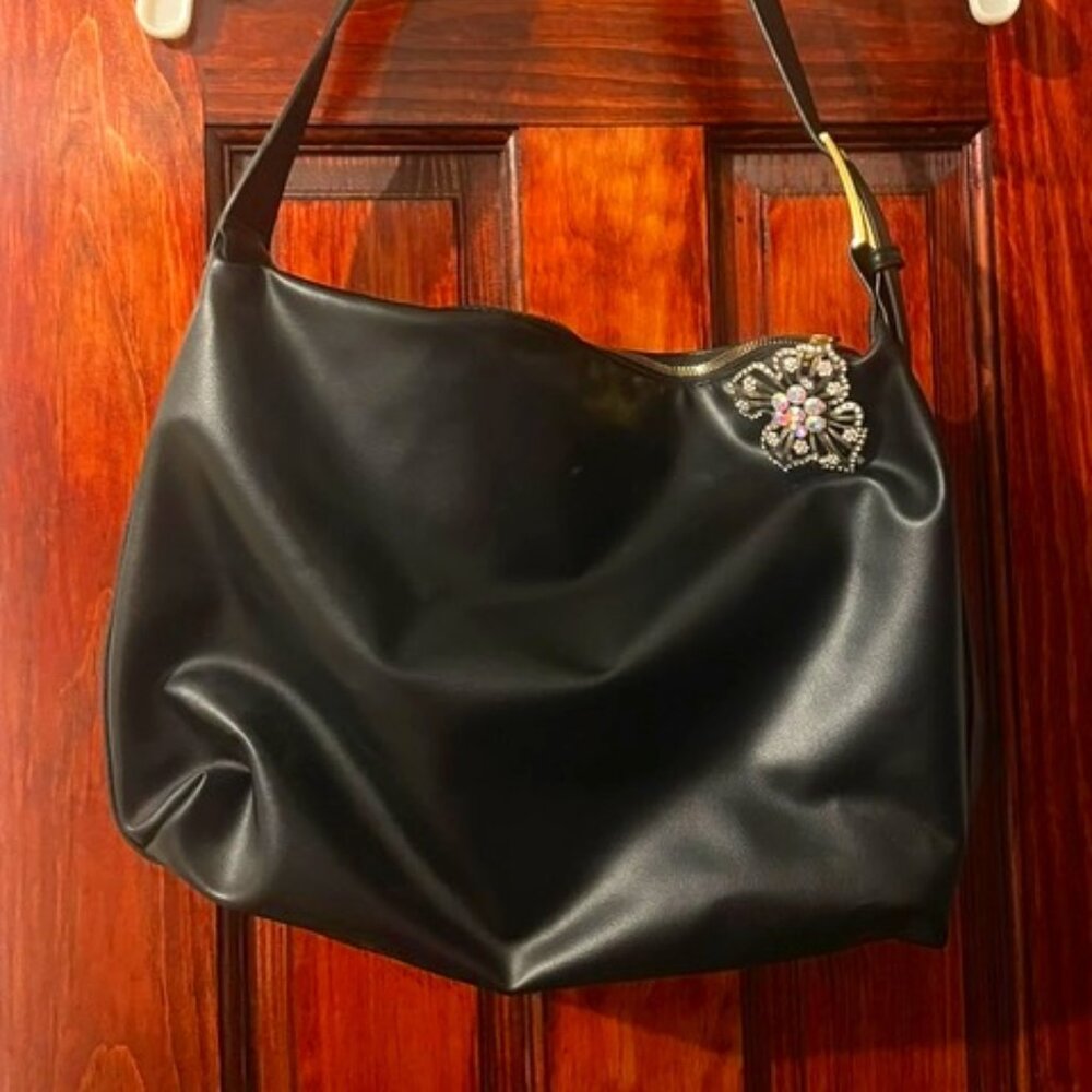 Fun Black Poly Bag with Vintage Pin Detail